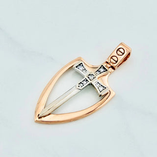 Dije Espada Escudo | Dos Oros Blanco Rosa 18K | 3.15 g | 3 cm