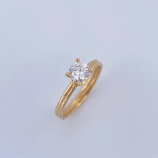 Anillo Solitario Clasico Base Moissanita 40 Pts | Oro 18K | 2.3 g | T5 1/2
