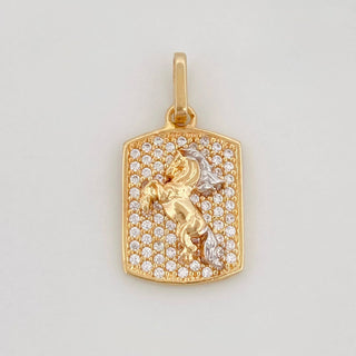 Dije Caballo | Tres Oros 18K | 2.55 g | 2.3 cm