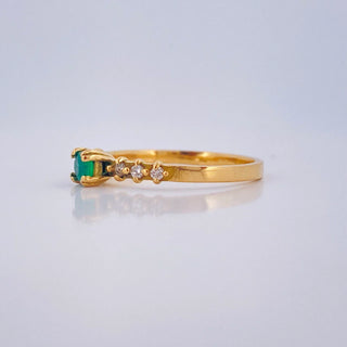 Anillo Churumbela Esmeralda | Oro Amarillo 18K | 1.9gr | T7 1/4