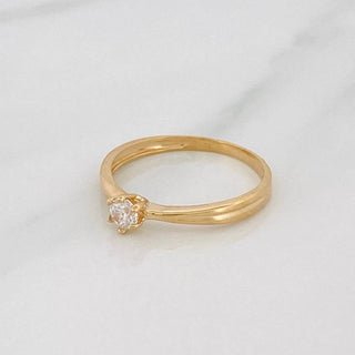 Anillo Solitario | Oro Amarillo 18K | 1.5 g | T6