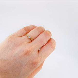 Anillo Solitario Churumbela | Oro Amarillo 18K | 2.9 g | T6 3/4