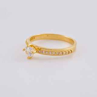 Anillo Solitario Cuatro Garras | Oro Amarillo 18K | 2.35 g | Talla 6 1/4