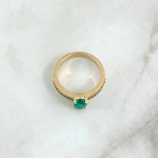 Anillo Solitario Ovalado Carril | Oro Amarillo 18K | 4.15gr | T6 3/4 | Esmeraldas 89pts