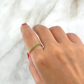 Anillo Lineal Curvo | Oro Amarillo | 2gr | T7 1/4 | Esmeraldas 25pts