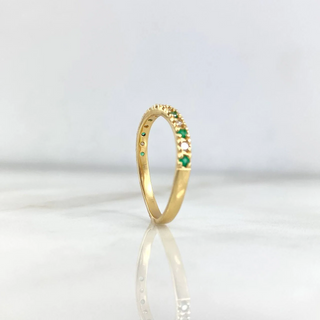 Anillo Churumbela Curva | Oro Amarillo | 2.1gr | T8 | Esmeraldas 14pts - Diamantes Blancos 12pts