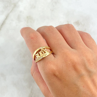 Anillo Love | Oro Amarillo | 3.7gr | T7 1/2 | Circones Blancos