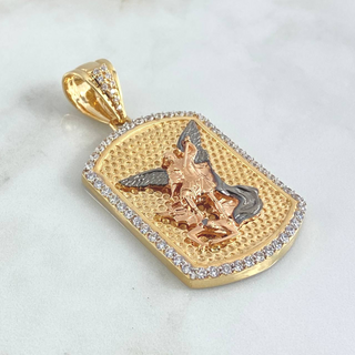 Dije Placa San Miguel Arcangel | Tres Oros 18K | 31.3gr | 7cm | Texturizado Circones Blancos