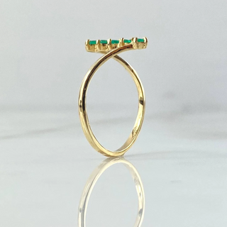 Anillo Estela Vertical | Oro Amarillo 18K | 1.5gr | T8 1/2 | Esmeraldas 25 Pts