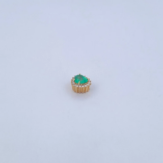Dije Corazon | Oro Amarillo 18K (Joya) | 0.65gr | 0.6cm | Esmeralda 33 Pts Diamantes 11 Pts