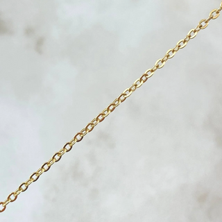 Cadena Aro Seguido Trébol VCyA | Oro Amarillo Nac.Esp. 18K | 4.35gr | 49cm-52.5cm | 1.5mm Punteado Cuarzo Azul Celeste Mate