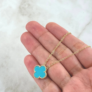 Cadena Aro Seguido Trébol VCyA | Oro Amarillo Nac.Esp. 18K | 4.35gr | 49cm-52.5cm | 1.5mm Punteado Cuarzo Azul Celeste Mate