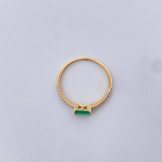 Anillo Solitario Churumbela | Oro Amarillo 18K | 1.3gr | T6 3/4 | Esmeraldas 16 Pts Diamantes 10 Pts