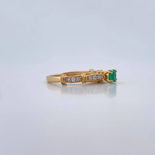 Anillo Solitario Puente | Oro Amarillo 18K | 3.45gr | T6 3/4 | Esmeraldas 24 Pts Diamantes 16 Pts