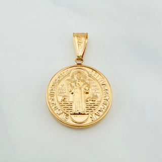 Dije San Benito | Oro Amarillo 18K | 2.6 g | 3.2 cm