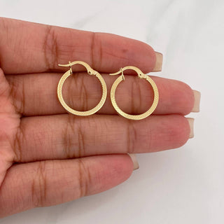 Candongas Vick | Oro Amarillo 18K | 1.4 g | 2 cm