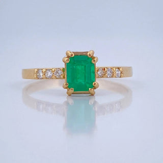 Anillo Churumbela Coraza Esmeralda 70Pts Diamantes 15Pts | Oro Amarillo 18K | 1.8gr | T7