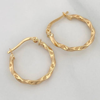 Candongas Kari | Oro Amarillo 18K | 1.4 g | 2 cm