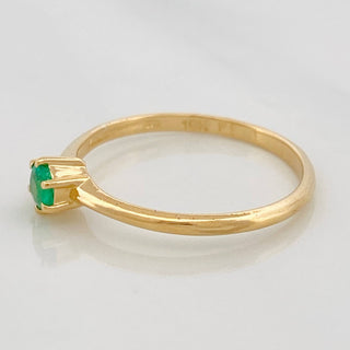 Anillo Solitario Esmeralda 14pts | Oro Amarillo 18K | 1.6 g | T 7
