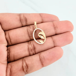 Dije Virgen María | Oro Amarillo 18K | 0.95 g | 2.5 cm