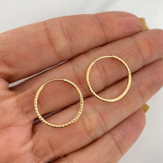 Candongas Aro Rayado | Oro Amarillo 18K | 1.4 g | 2 cm